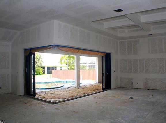 4th image of 2535 SW 25th St