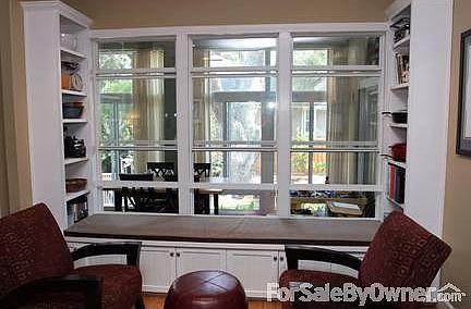 Breakfast Room
						:
						Window seat view into lanai