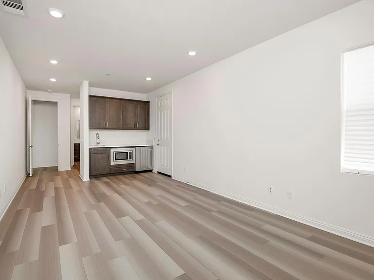 2522 Blackbird Gln — Photo 20
