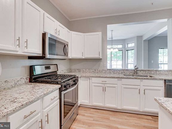 5th image of 46394 Monocacy Sq