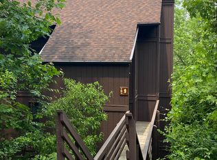 248 The Hill Rd #T-9, Basye, VA 22810