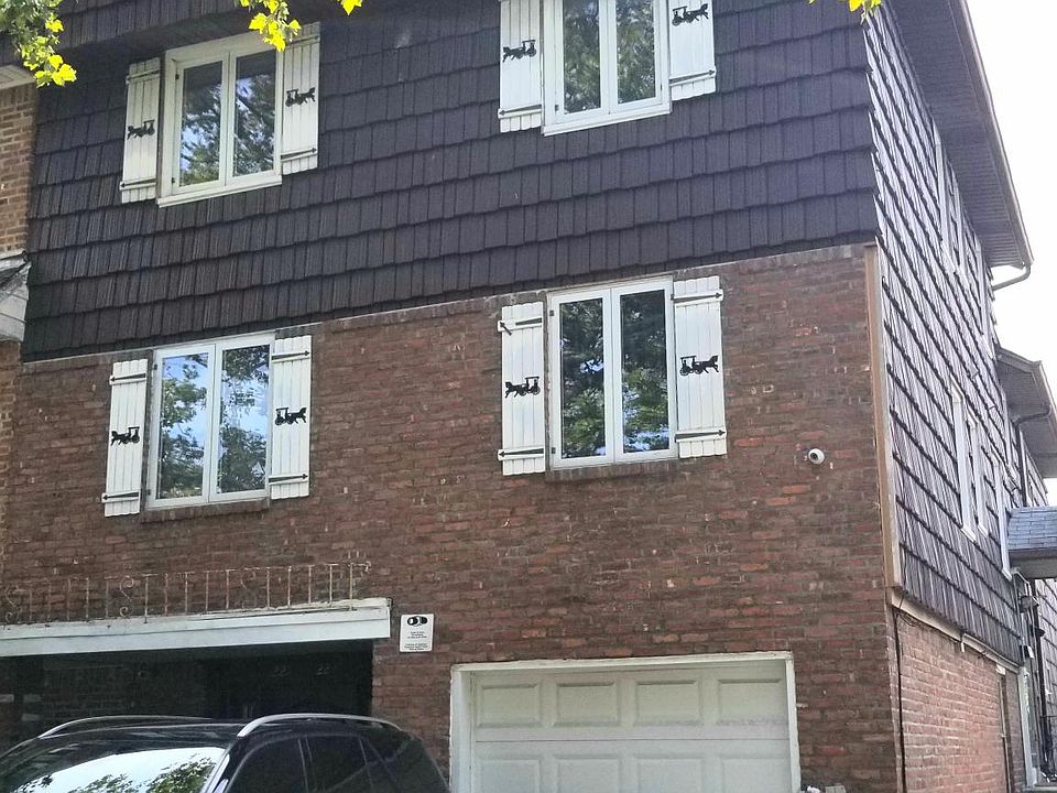 1st image of 22122 59th Ave Floor 2