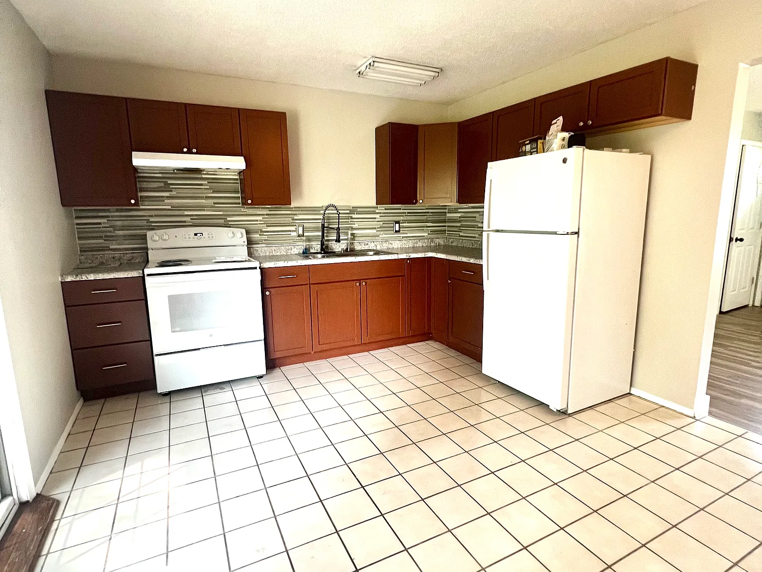 4706 N Ripley St — Photo 4