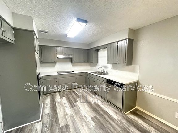 5th image of 120 York Dr #120