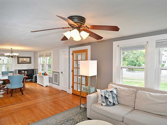 2nd image of 20 Circle Dr