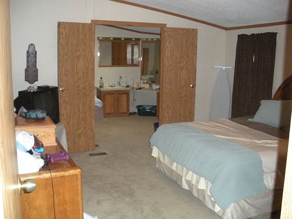 Master Bedroom and Bathroom