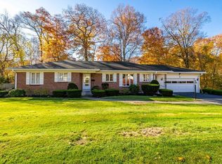 123 Arlington Rd, Longmeadow, MA 01106