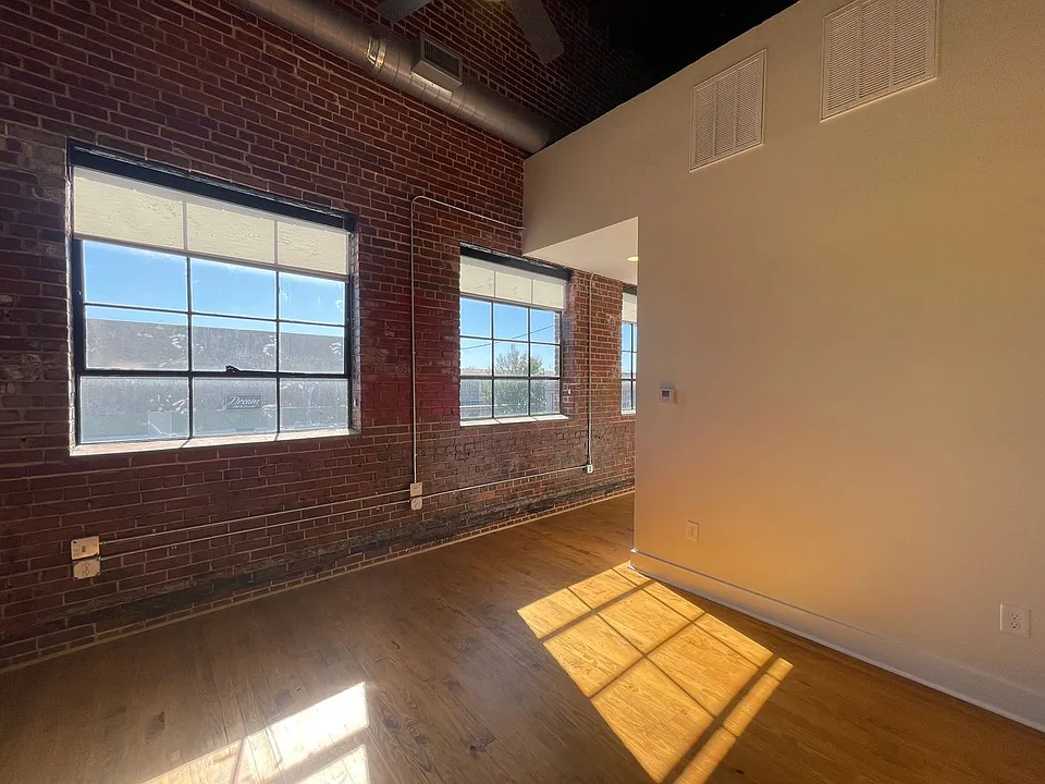 805 Martin Luther King Jr Blvd #1