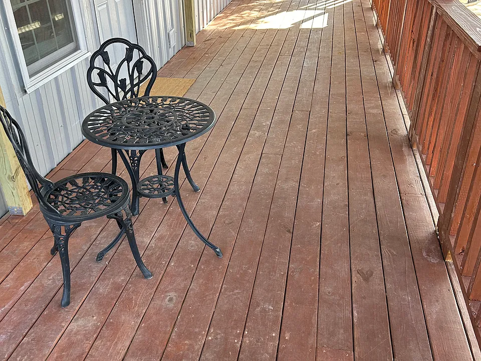 Front deck