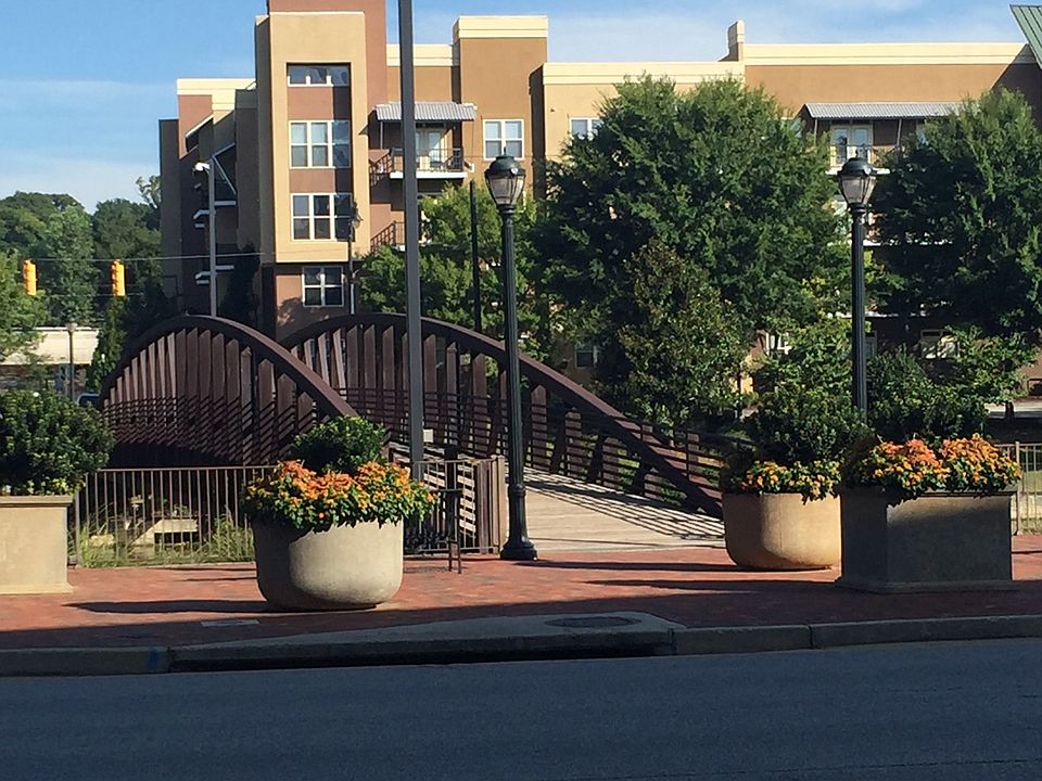 1st image of 400 17th St NW Unit 1137