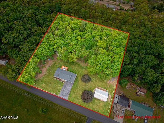 3rd image of 473 Calhoun Rd