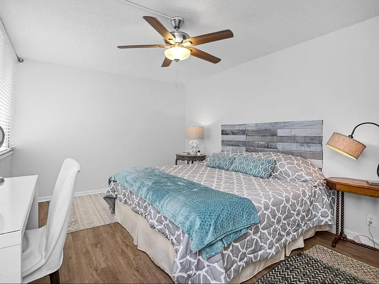 901 Ocean Blvd #13 — Photo 10