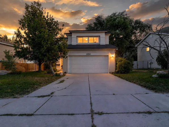 1224 N Lewis Peak Dr, Ogden, UT 84404