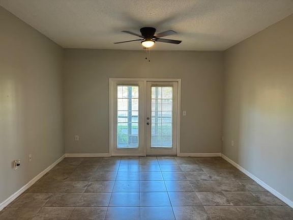 3rd image of 10831 Windsor Walk Dr #1110