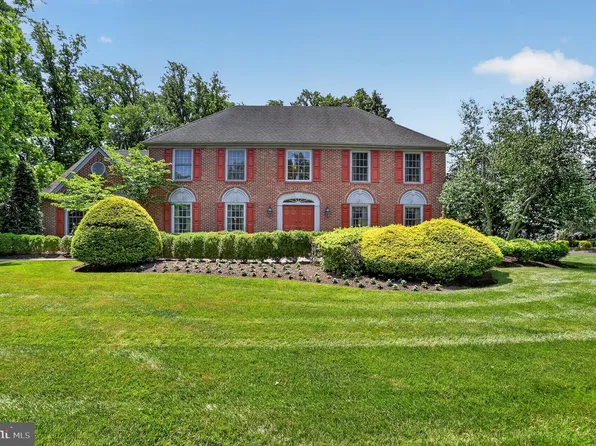 70 Hogan Ln, Ambler, PA 19002