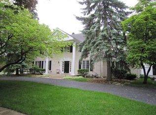 511 Mark Ln, Downers Grove, IL 60516