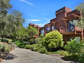 550 Seaver Dr, Mill Valley, CA