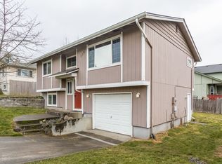 1119 E 60th St, Tacoma, WA 98404