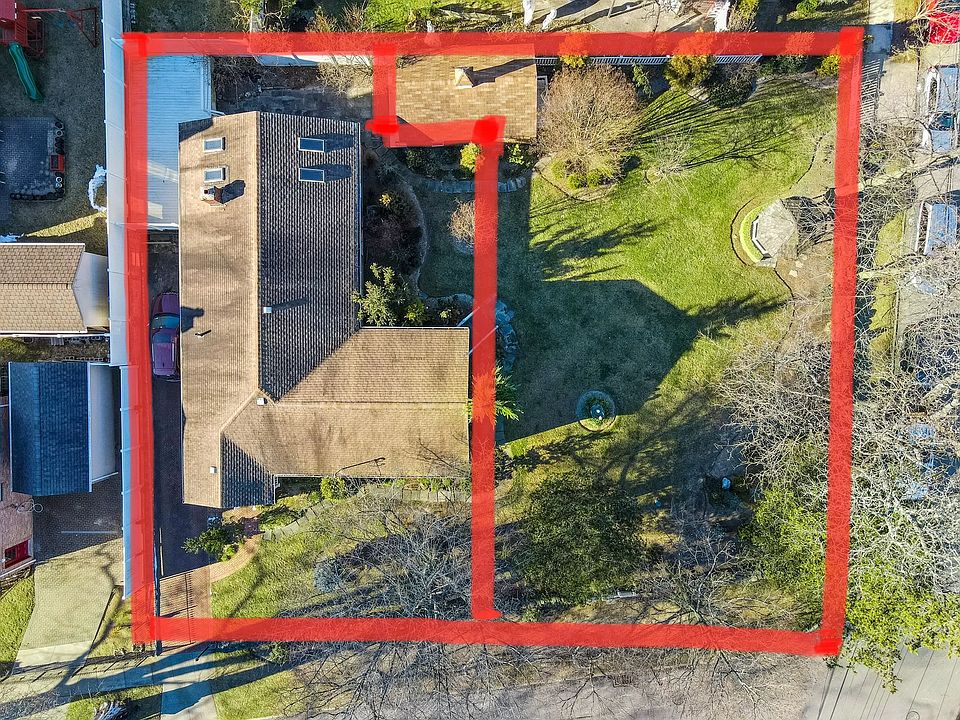 1st image of 3526 221st St