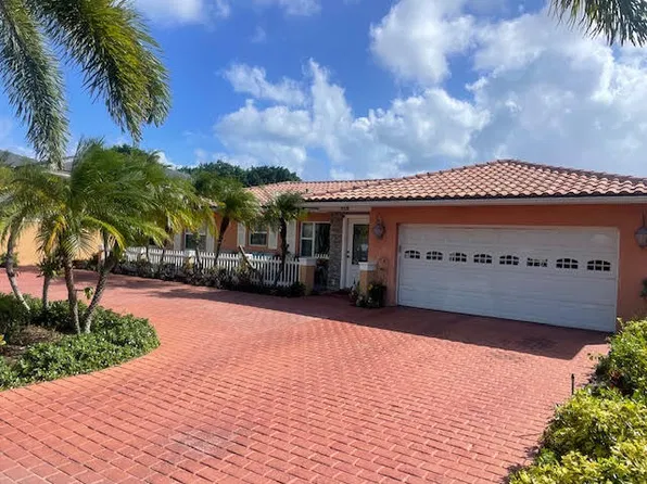 312 TACOMA Lane, Palm Beach Shores, FL 33404