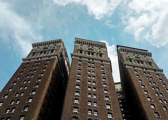 Rented by Herald Towers LLC | media 21