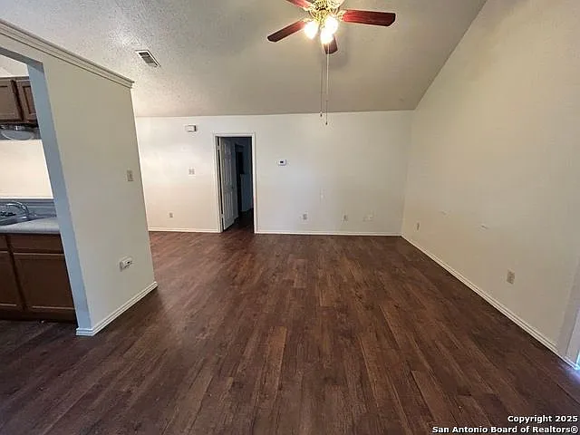 14303 Sandiland — Photo 5
