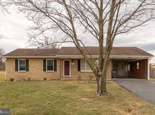 102 Westmoreland Dr, Stephens City, VA 22655