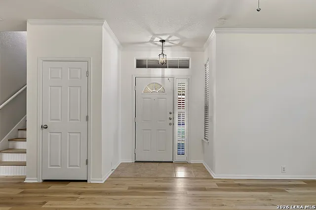 3 bed, 2.5 bath, 1615 sqft, $1,895 — Photo 2