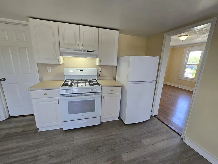 23 Brown St #C-3 — Photo 7