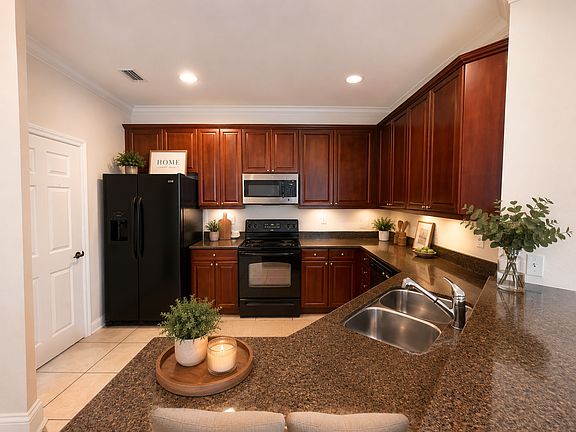3rd image of 11565 Mizzon Dr Unit 828