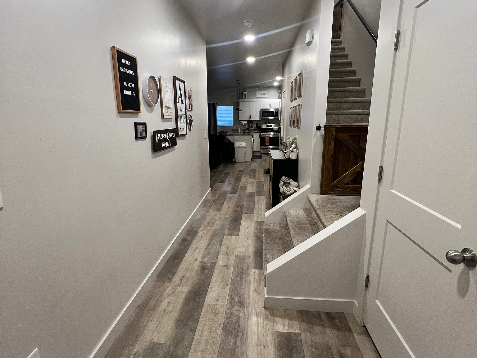 184 W 300 N — Photo 1