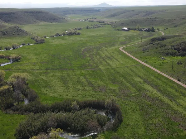 250 Bob Gordon Ln, Great Falls, MT 59405