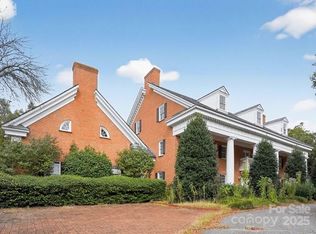 1486 Knolls Dr, Newton, NC 28658