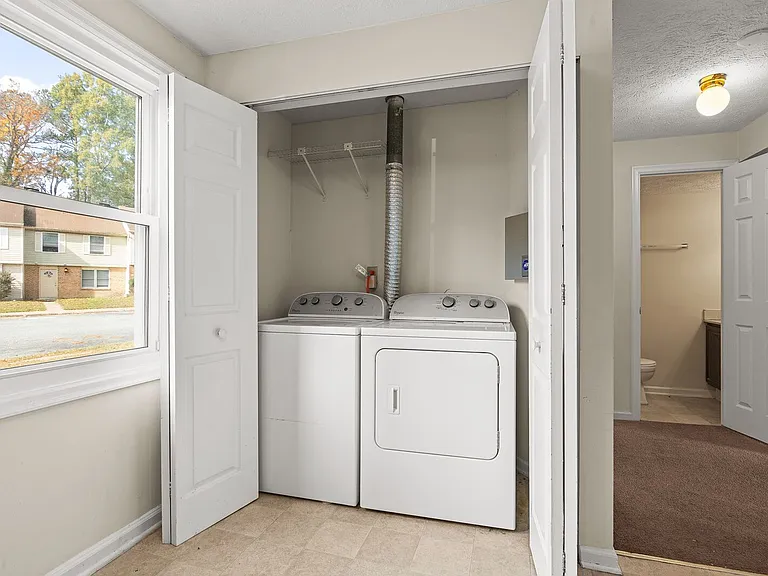 528 Chanticlar Ct — Photo 5