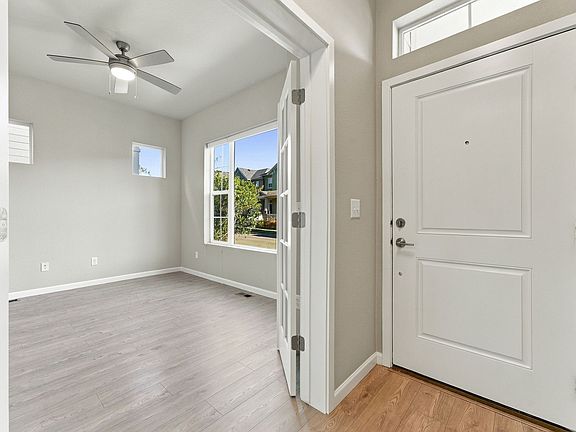 4th image of 1264 Solitaire St
