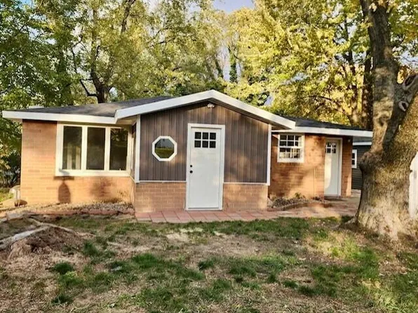 1201 Summer St, Benton Harbor, MI 49022