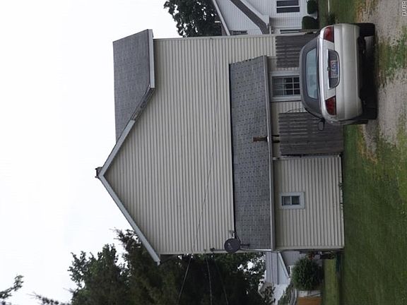 3rd image of 614 Sweitzer St
