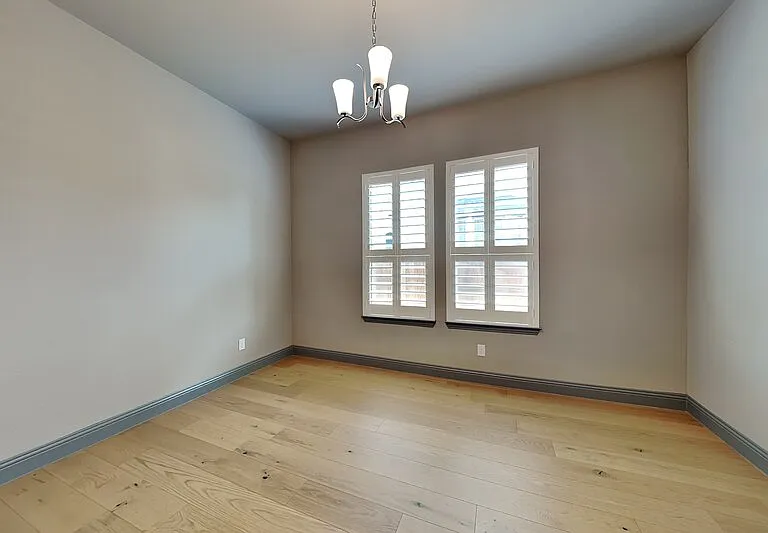 1930 Inwood Ln — Photo 17