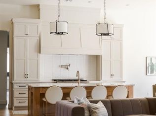 396 Old Creek Rd, Edmond, OK 73034