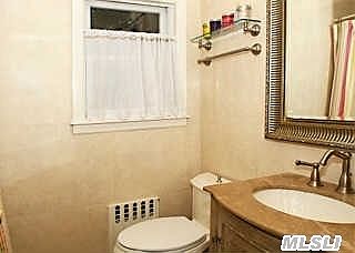 3rd image of 4 Birch Ln