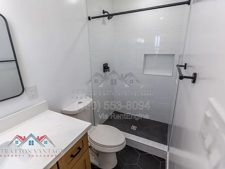 4826 E Avalon Dr — Photo 23