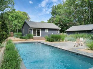 22 Oak Dr, North Haven, NY 11963