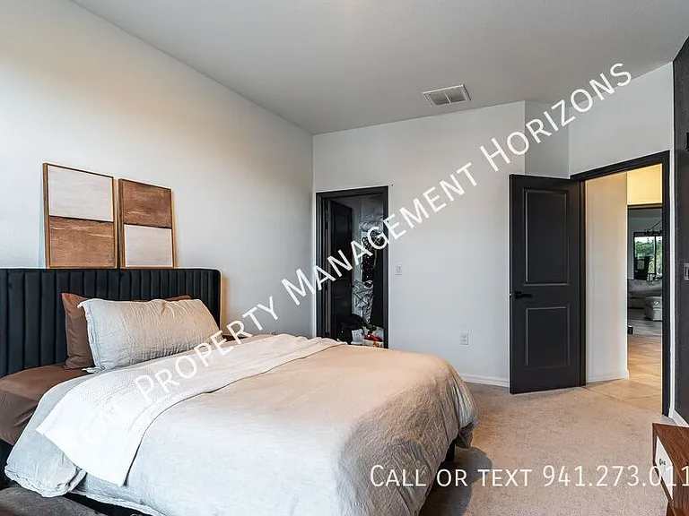 5623 N Honore Ave #322 — Photo 18