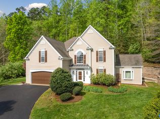 1384 Singleton Ln, Charlottesville, VA 22903