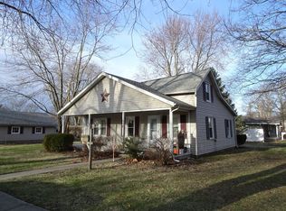 518 N Monticello St, Monticello, IL 61856