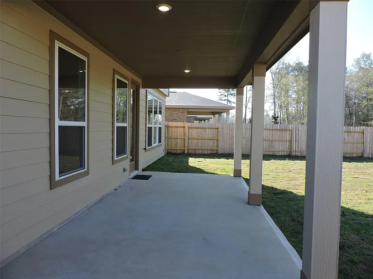 1122 Epworth Ct — Photo 6