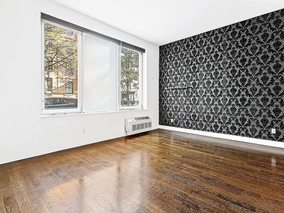 1st image of 42 Duffield St Floor 1