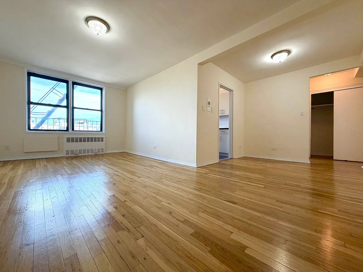 1355 East 18th Street — Photo 1
