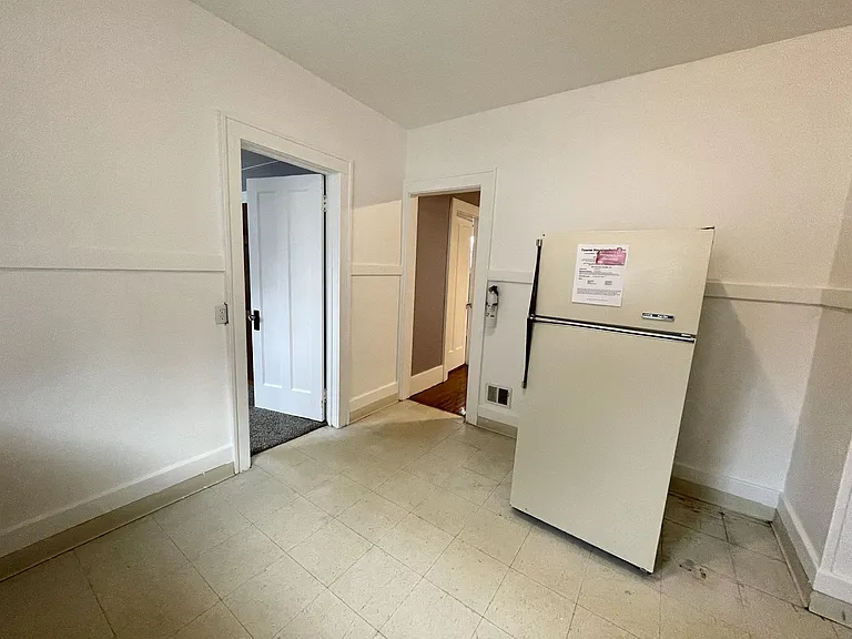 640 Magee Ave #1 — Photo 12