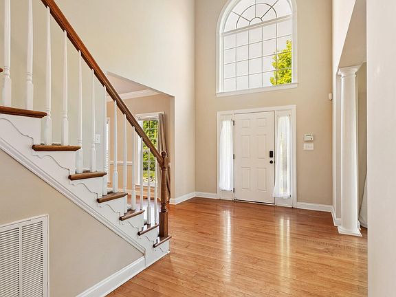 4th image of 8620 Forester Ln